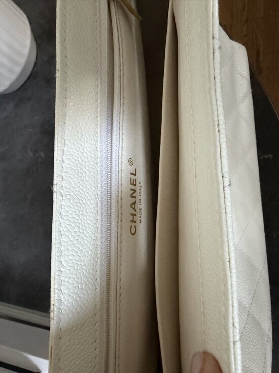 Chanel White Caviar Quilted Melrose Cabas Wood Handle Bag - Picture 8 of 11